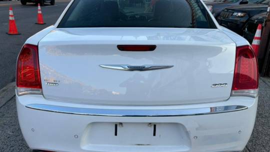 2018 Chrysler 300