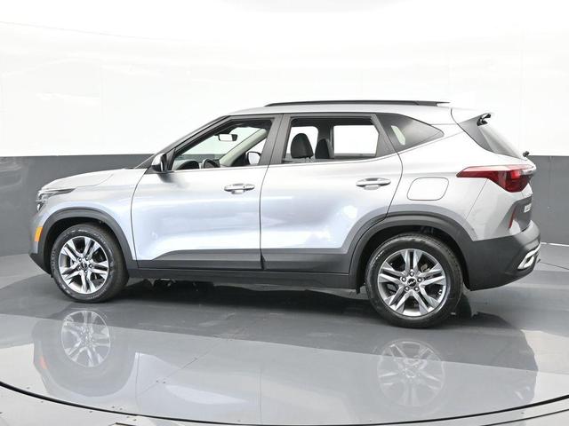 2022 kia seltos s