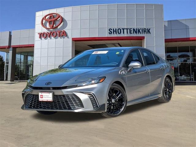 2025 toyota camry se