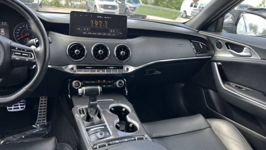 2022 Kia Stinger