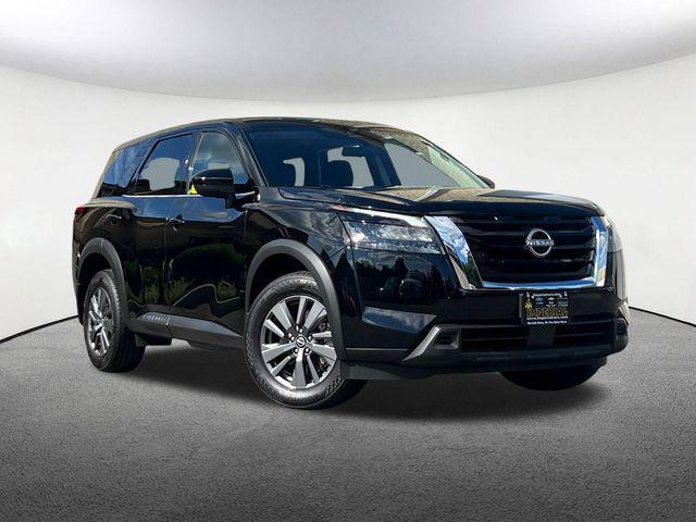2023 nissan pathfinder s 4wd