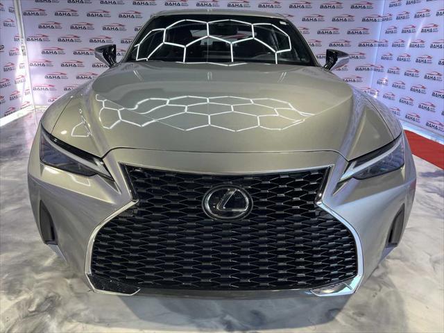 2021 lexus is 300 base