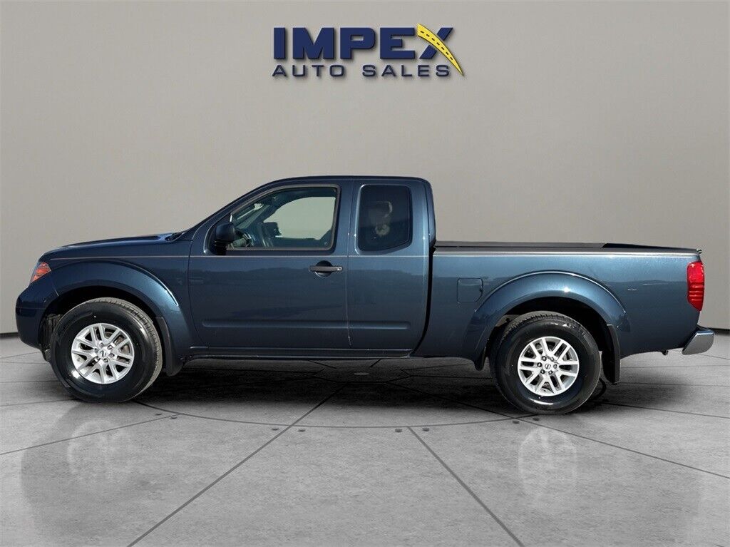 2017 nissan frontier sv