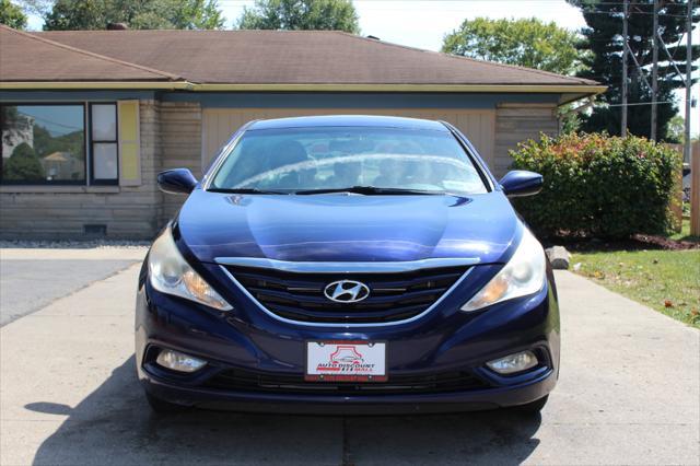 2013 hyundai sonata gls