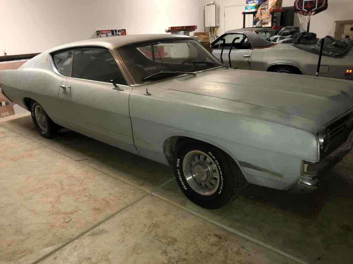 1968 ford gran torino sedan grey rwd automatic gt