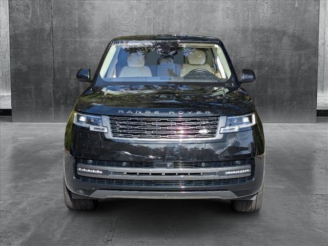 2023 land rover range rover p400 se