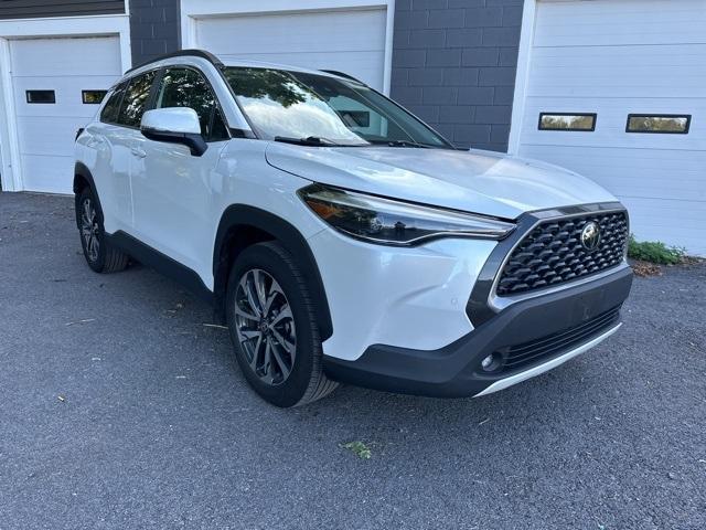 2022 toyota corolla cross xle