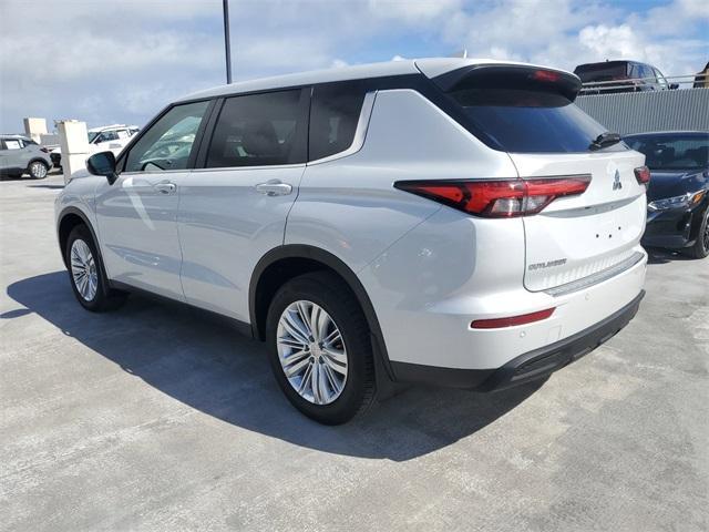 2022 mitsubishi outlander es