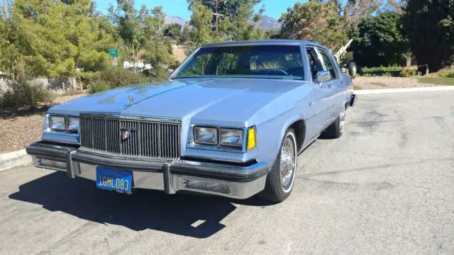very clean rustfree california low mileage sedan! no reserve auction!!