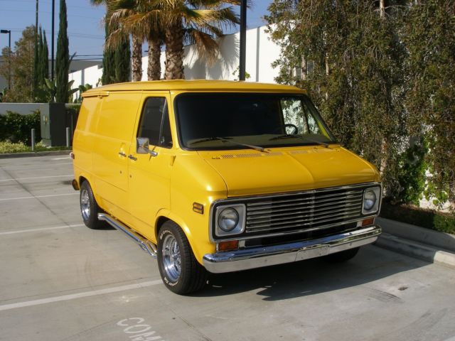 1977 shorty chevy van
