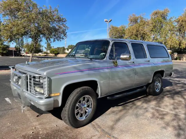 1985 gmc suburban suv grey 4wd automatic k2500