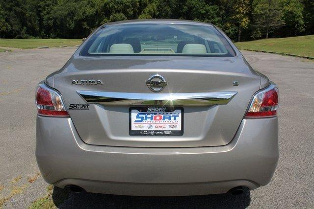 used 2015 nissan altima 2.5 s hazard, ky 41701 for sale in browns fork, kentucky