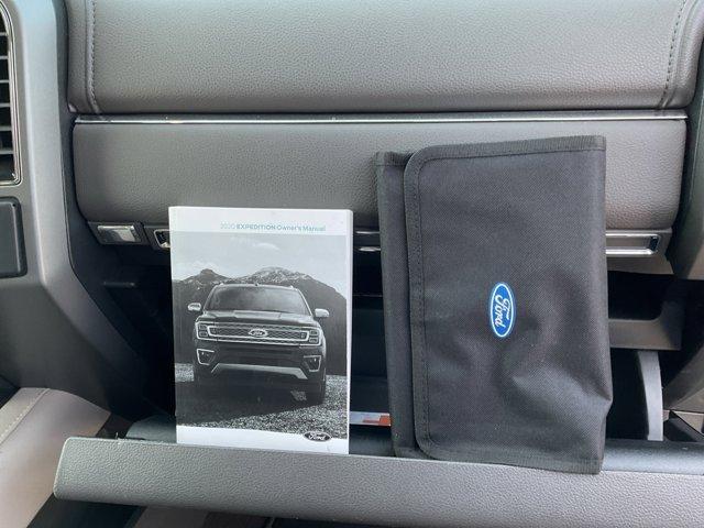 2020 ford expedition xlt