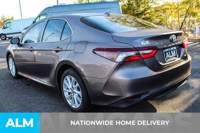 2023 toyota camry le
