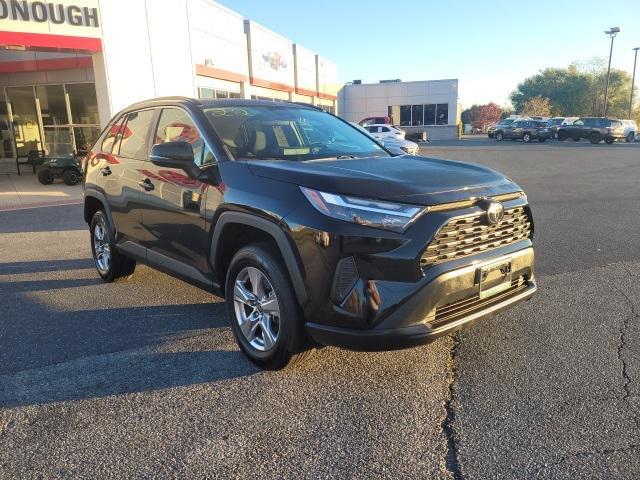 2022 toyota rav4 xle