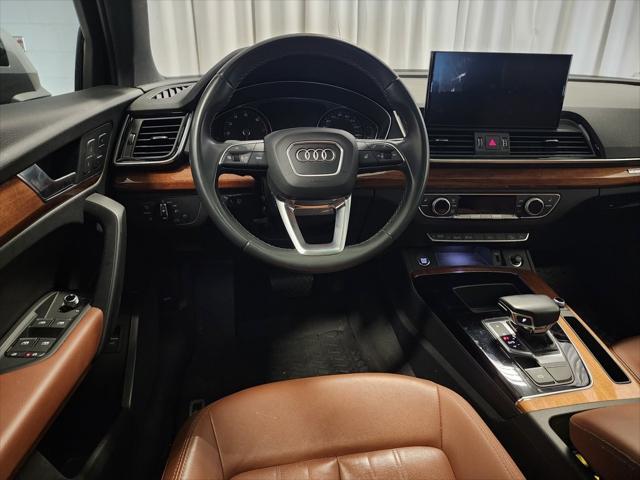 2022 audi q5 45 s line premium