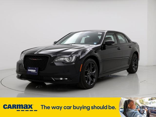 2022 chrysler 300 s