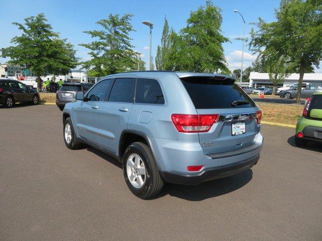 used 2013 jeep grand cherokee 4wd laredo eugene, or 97401 for sale in college crest, oregon