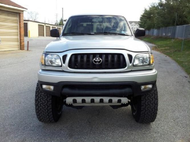 2004 toyota tacoma sr5 crew-cab trd 4x4 in new albany, oh