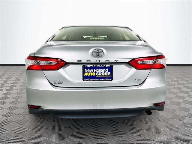 2018 toyota camry le