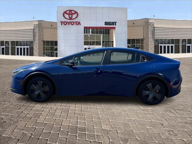 2023 toyota prius le