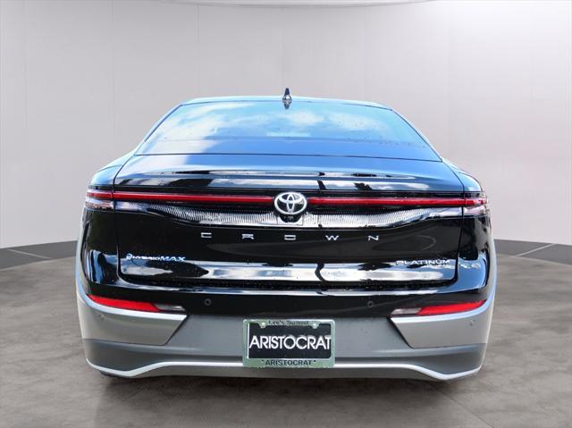 2024 toyota crown platinum