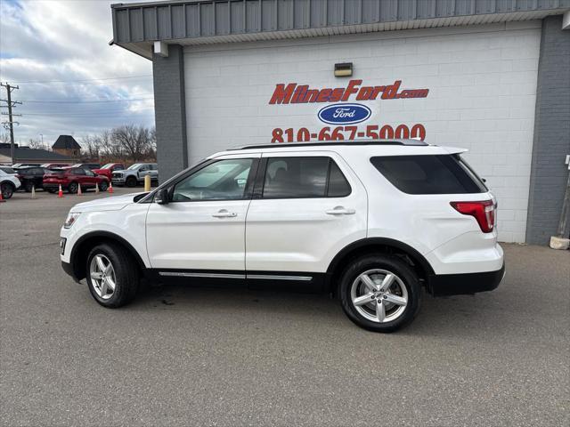 2017 ford explorer xlt