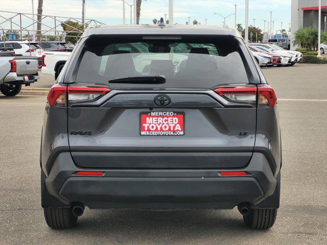2023 toyota rav4 le
