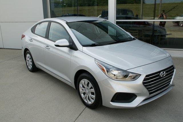 2021 hyundai accent se