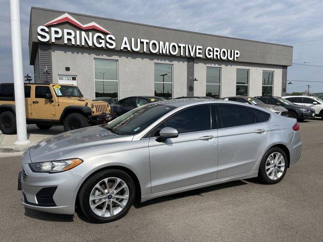 2019 ford fusion se