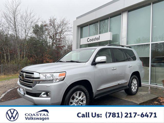 2021 toyota land cruiser base