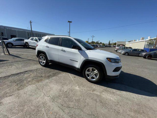 2023 jeep compass latitude