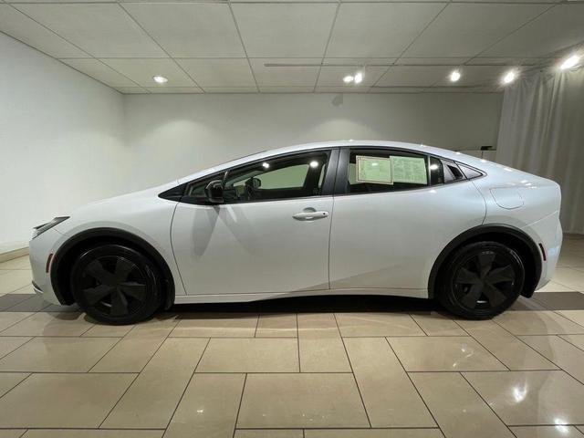 2024 toyota prius prime se