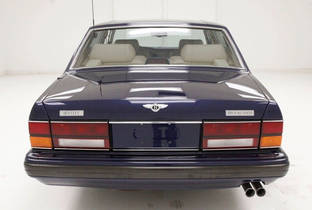 1996 bentley brooklands sedan