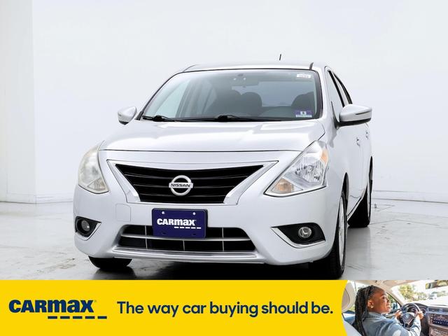 2015 nissan versa sl