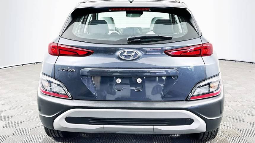 2022 hyundai kona se