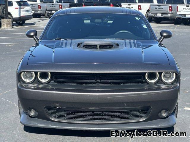 2016 dodge challenger r/t