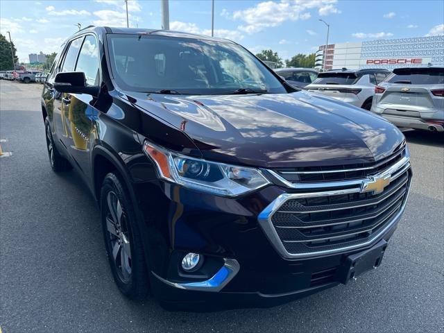 2021 chevrolet traverse lt leather