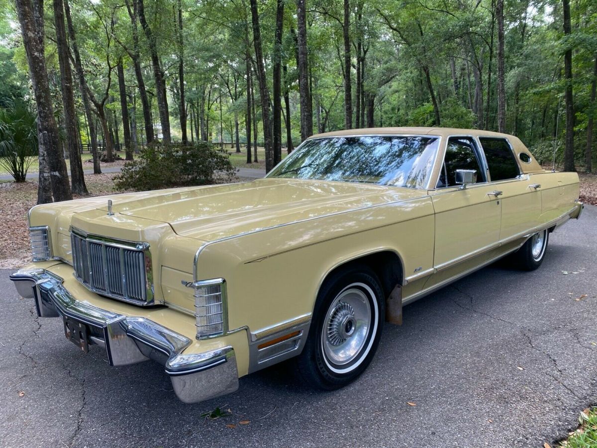 1975 lincoln continental town car 4 door - only 55k miles!