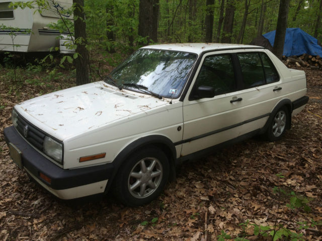 1990 volkswagen jetta gl sedan 4-door 1.6l