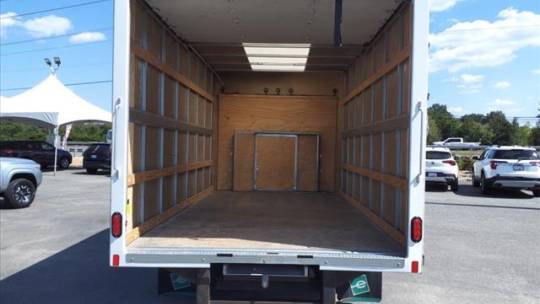 2022 ford e-series e-350 sd