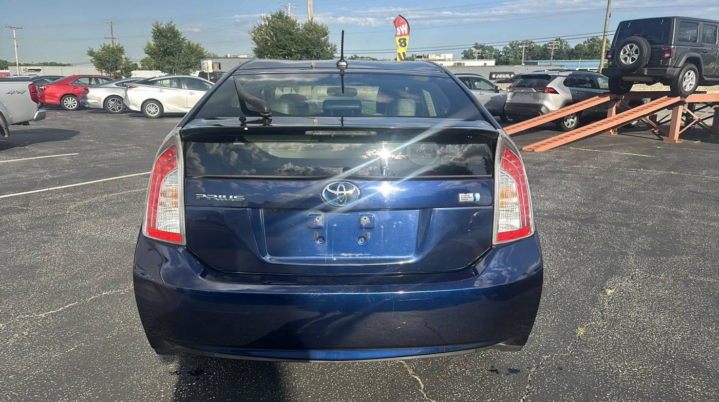 2015 toyota prius four