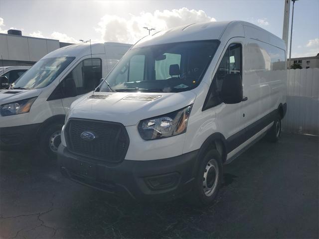 2023 ford transit-250 base