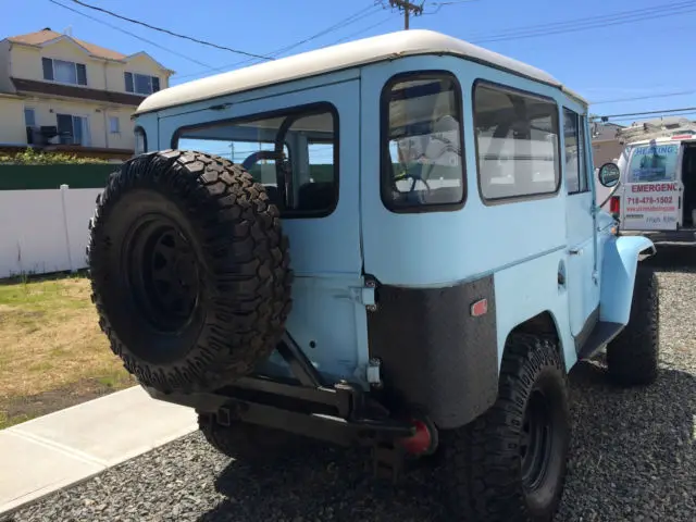 toyota land cruiser fj40