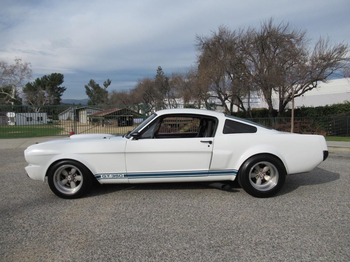 1966 shelby gt350