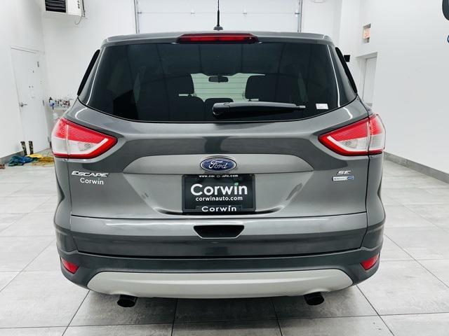 2015 ford escape se
