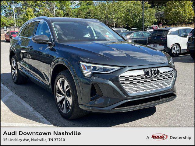2024 audi q8 e-tron premium plus