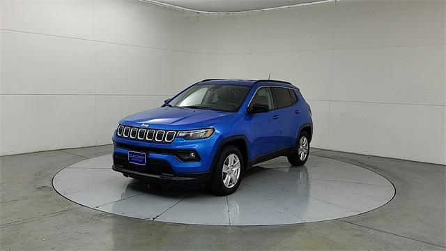 2022 jeep compass latitude