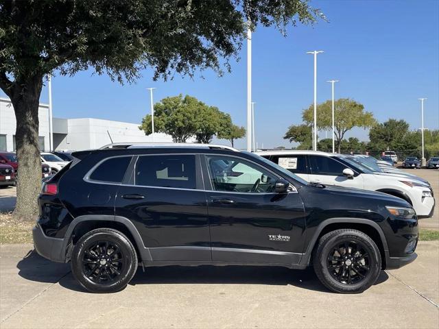 2019 jeep cherokee latitude plus