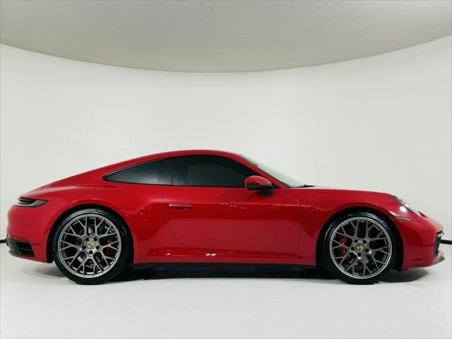 2022 porsche 911 carrera s